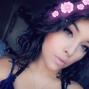 Meet your Posher, Viviana